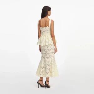 Gul gottkant middeldress