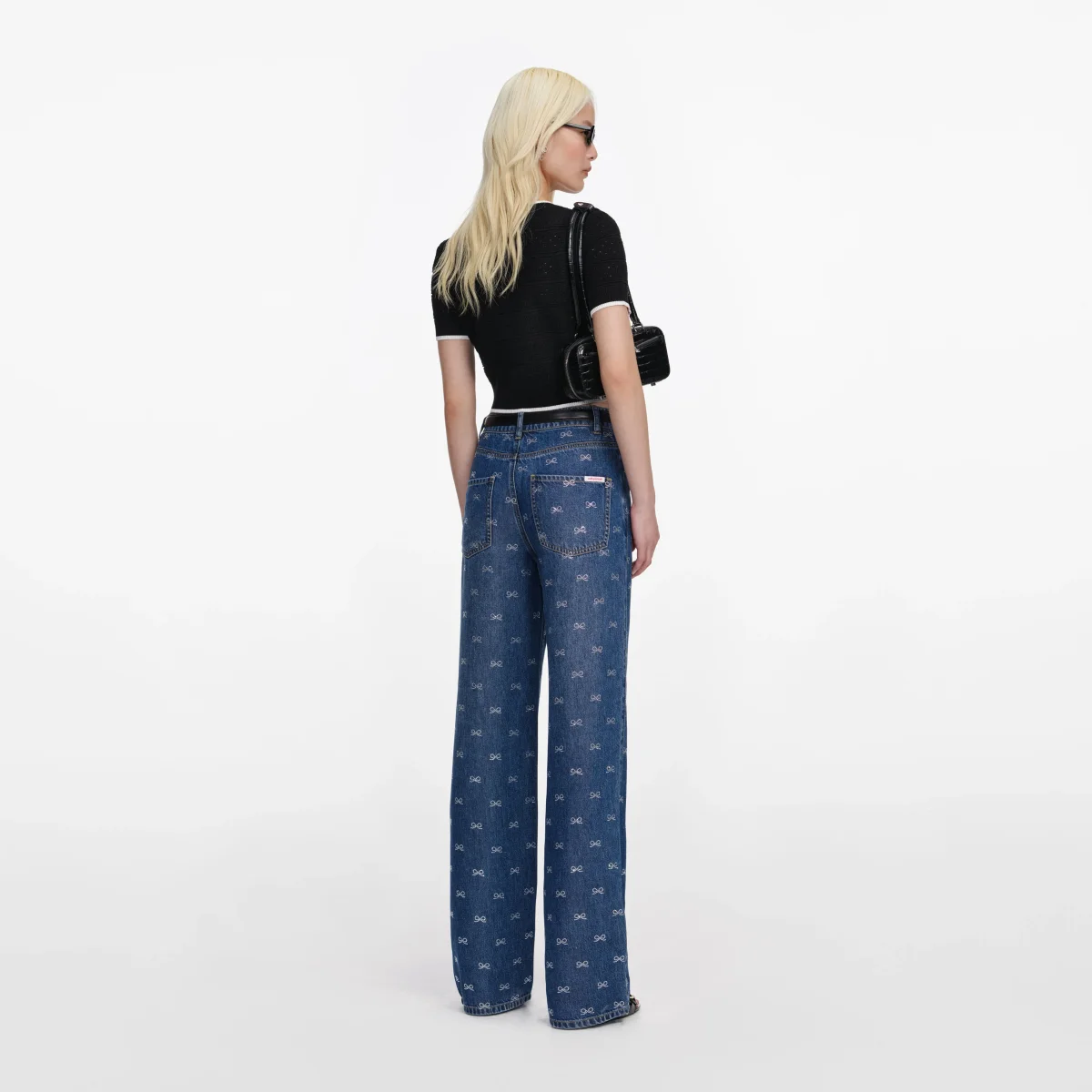 Lättviktiga jeans med knut - Bild 2
